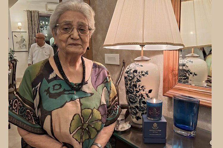 Mrs Tejinder Puri, eldest living child of Tikka Jagjit Singh Bedi, an Old Boy of the College, in Delhi.