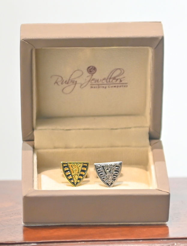 Cufflinks